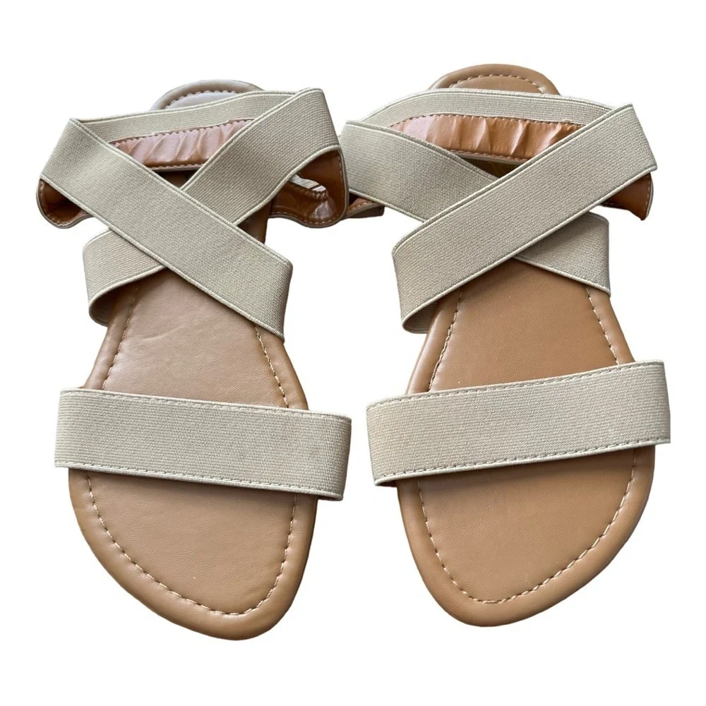 Shoes Sandals Vegan Faux‎ Leather Womens size 7 Beige Neutral Strappy Flat